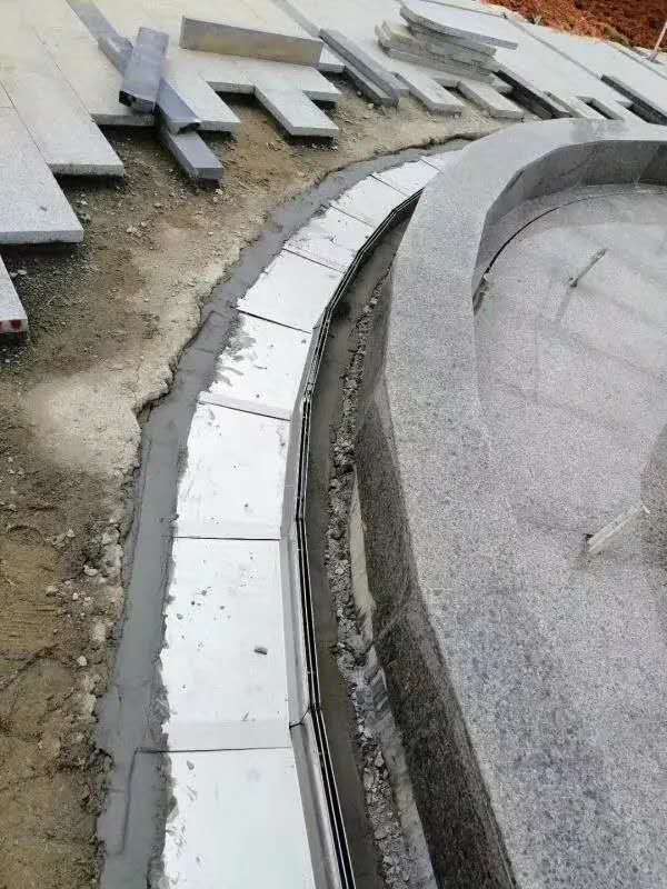 线性排水沟(图1)